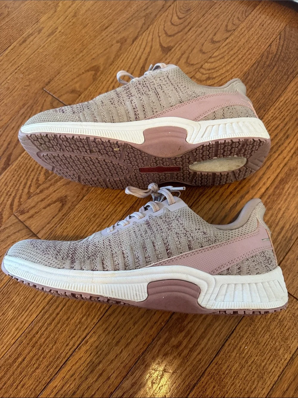 Light Mauve Knit Lace-Up Sneakers orthofeet kita hands free